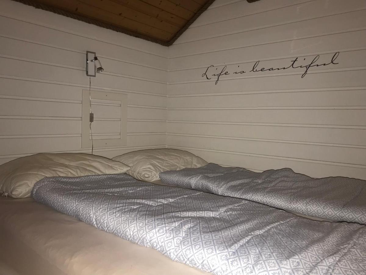 Waterfront Twin Cabin Stamsund Buitenkant foto